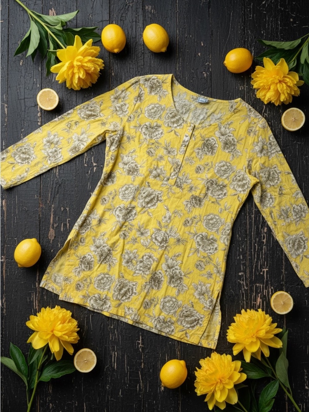 Yellow cotton, toile top